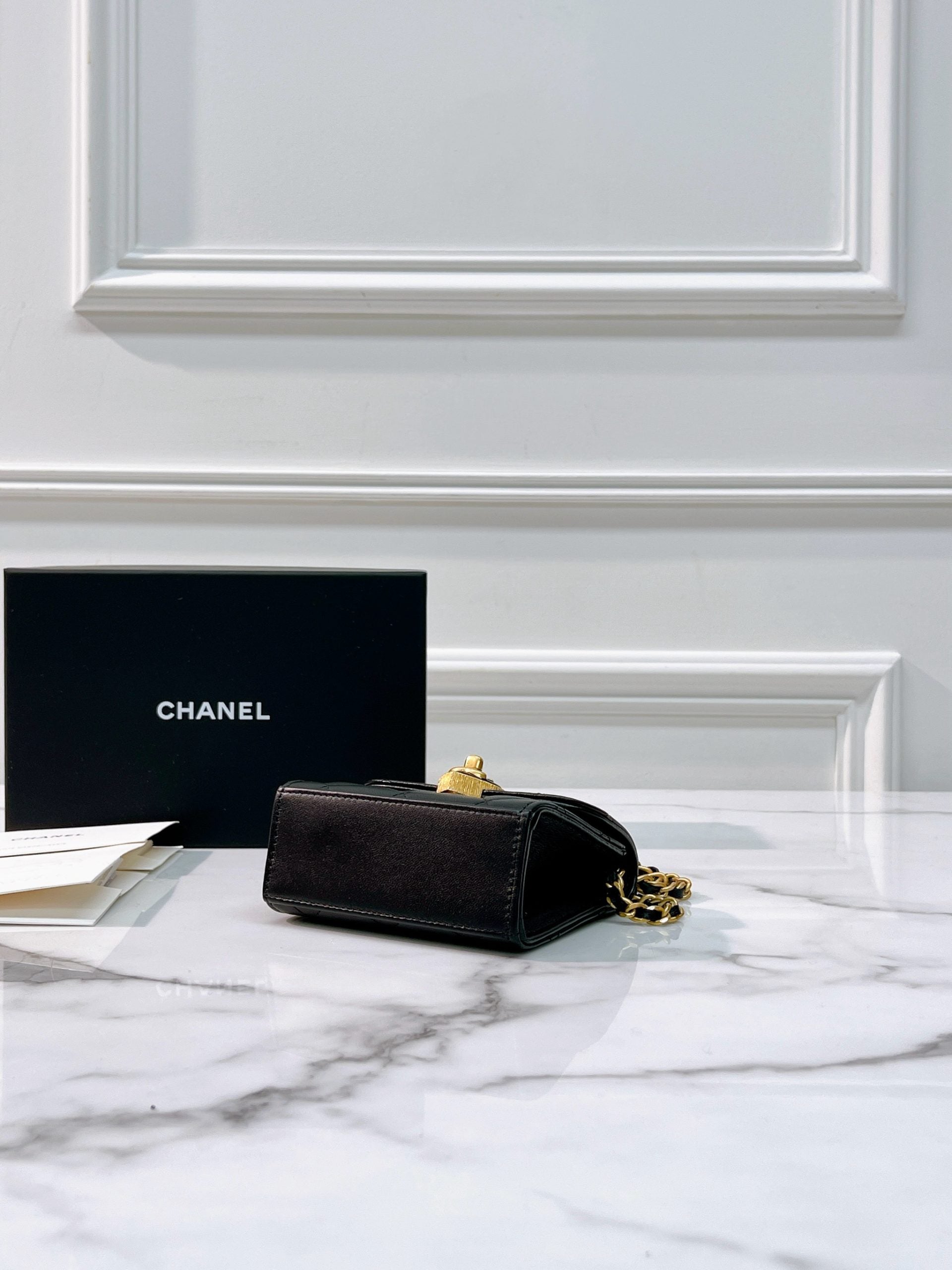 CHANEL 23S MINI CLUTCH