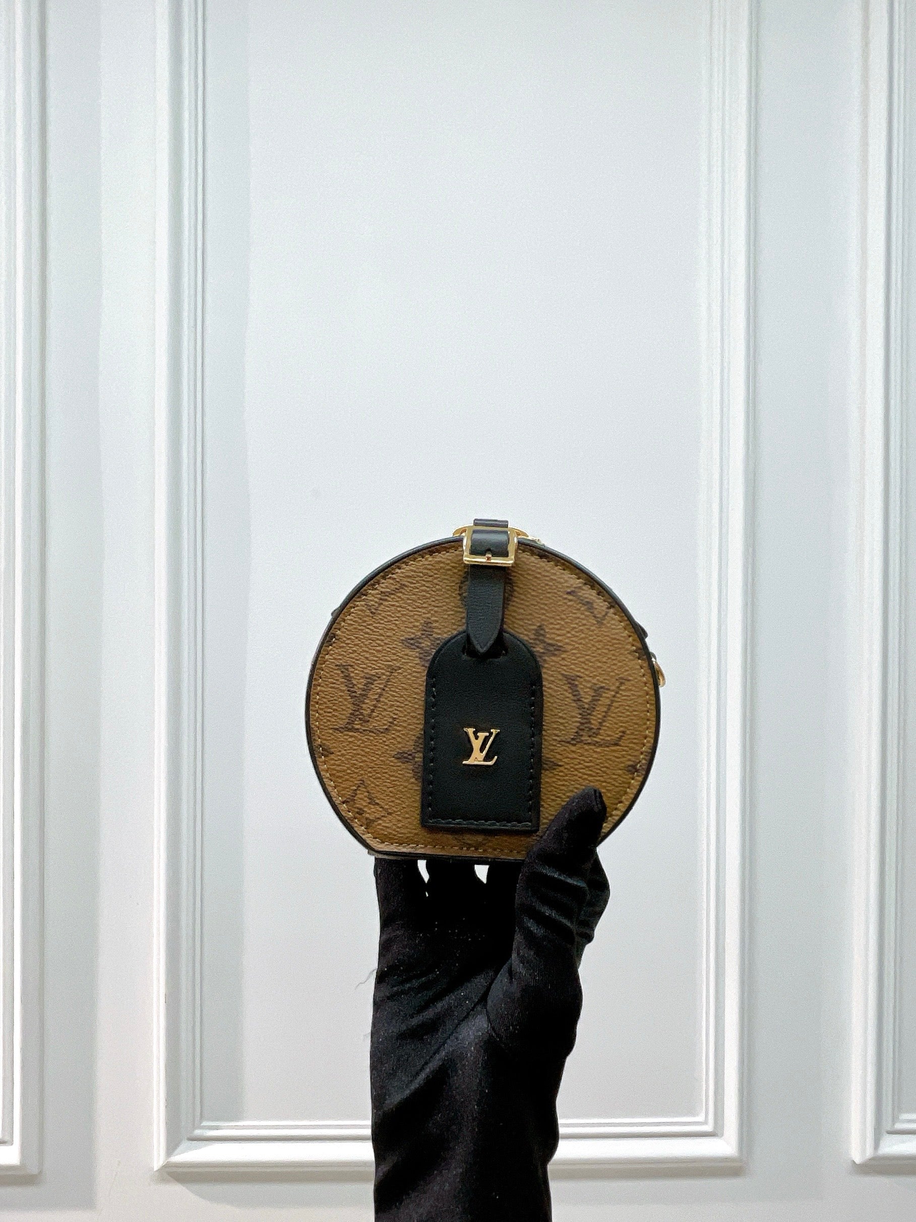 LV MINI BOITE CHAPEAU