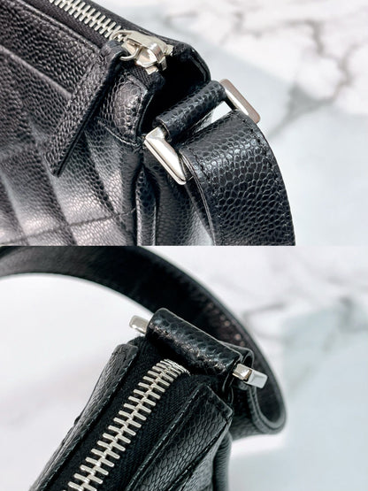 CHANEL VINTAGE SHOULDER BAG