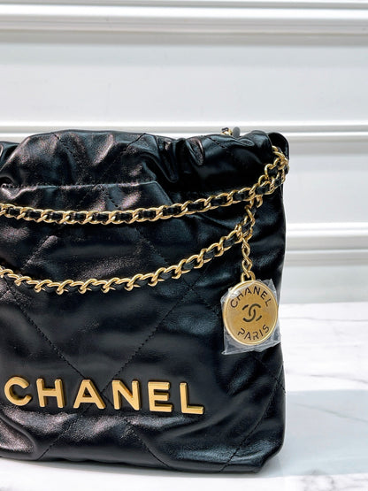 CHANEL MINI 22 BAG