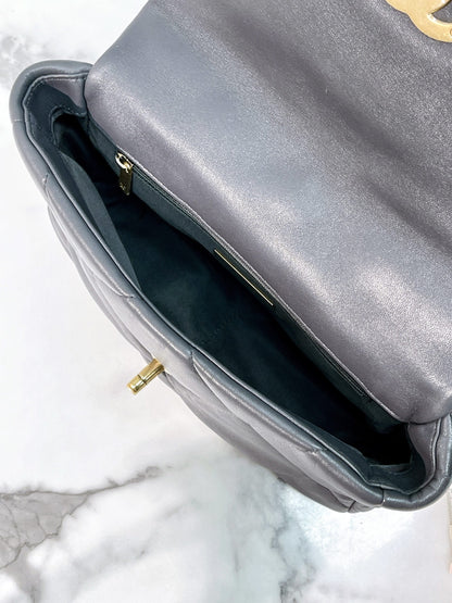 CHANEL 19 BAG SMALL