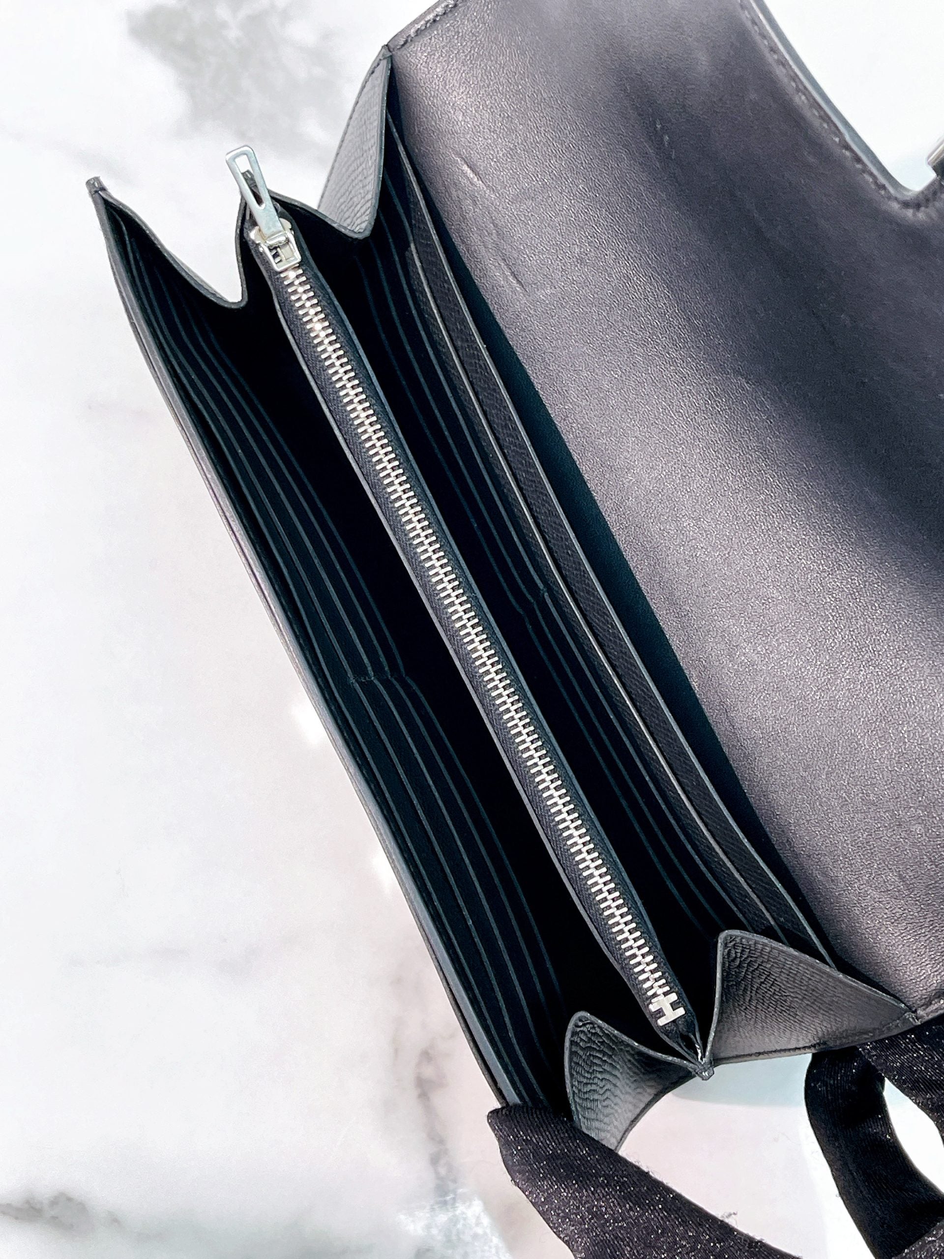 HERMES CONSTANCE WALLET