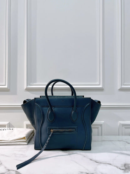 CELINE PHANTOM MEDIUM