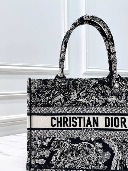 DIOR BOOK TOTE MEDIUM