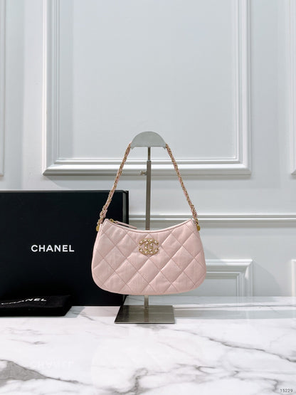 CHANEL 23K HOBO