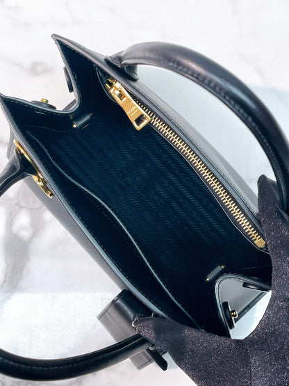 PRADA MONOCHROME TOTE