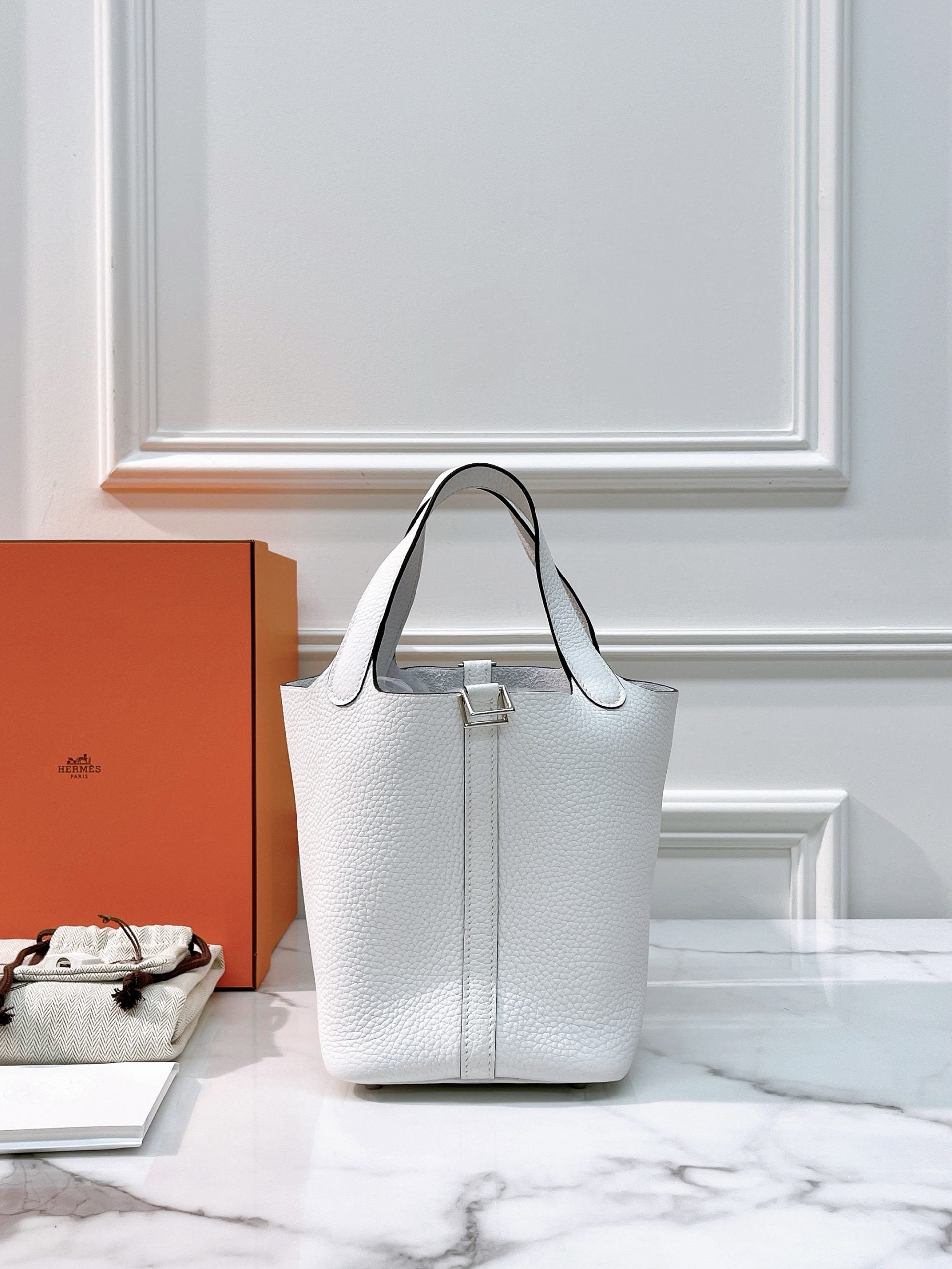 HERMES PICOTIN 18 NEW WHITE/SILVER