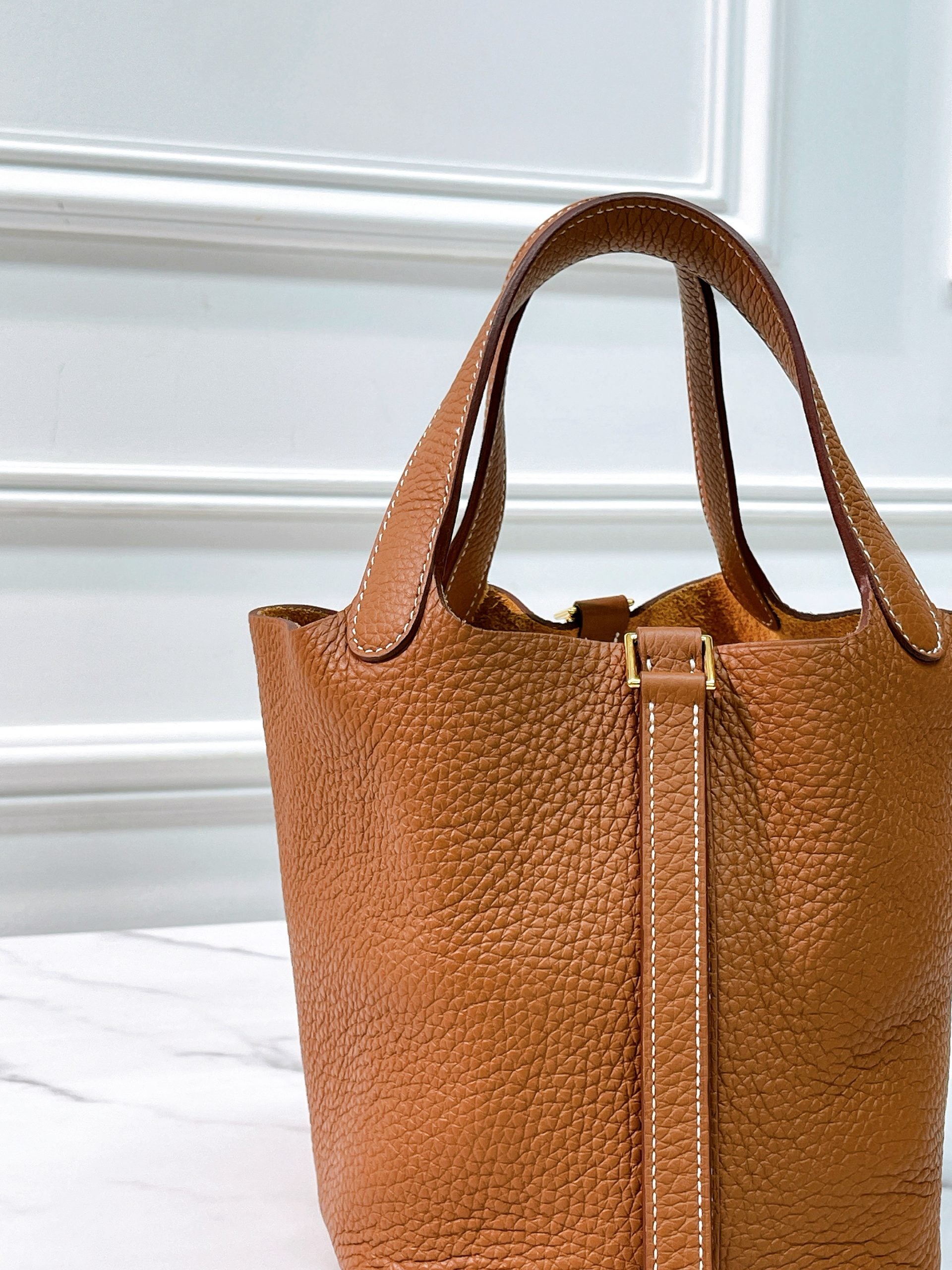 HERMES PICOTIN 18 GOLD/GOLD