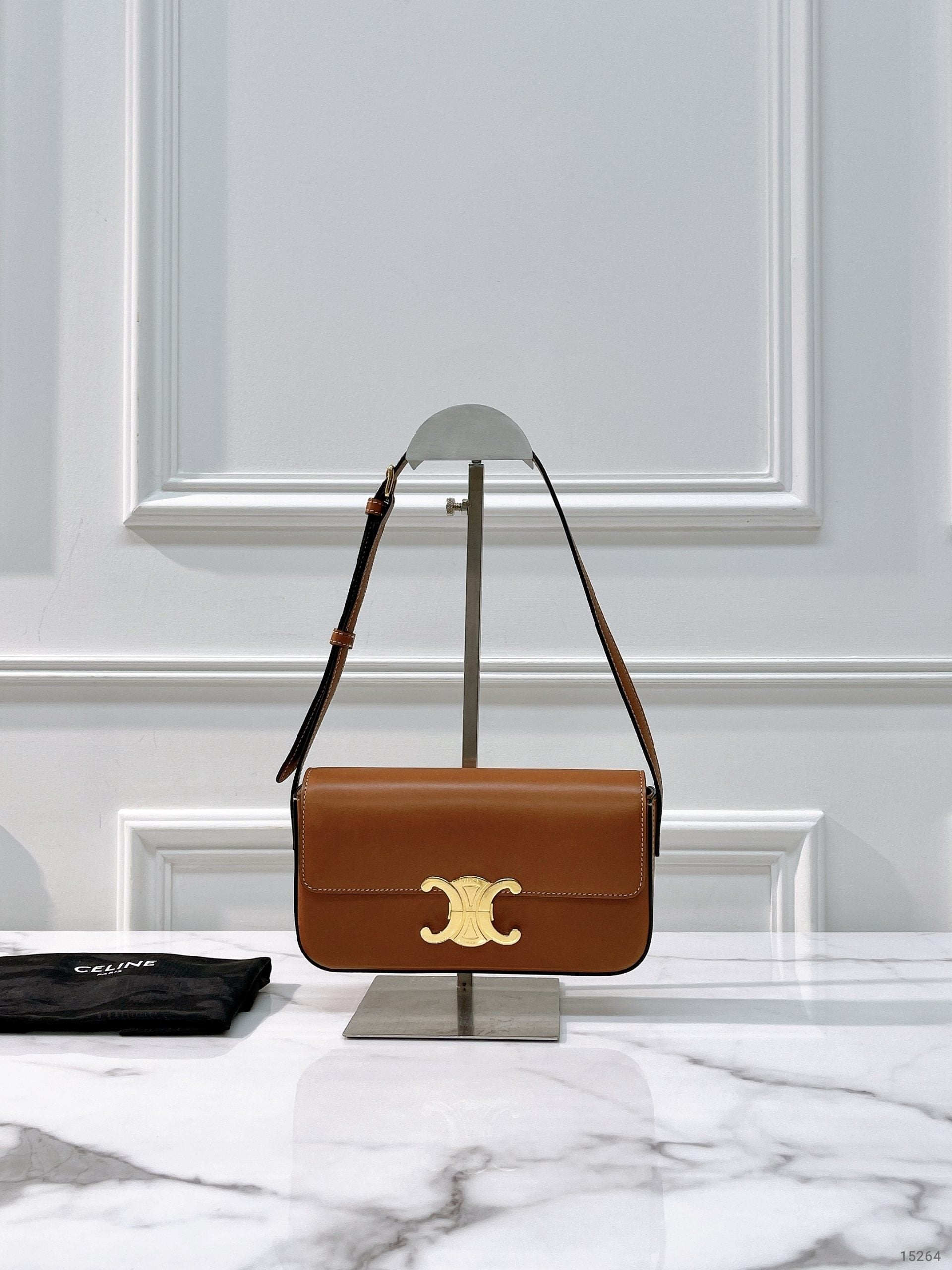 CELINE SHOULDER BAG CLAUDE