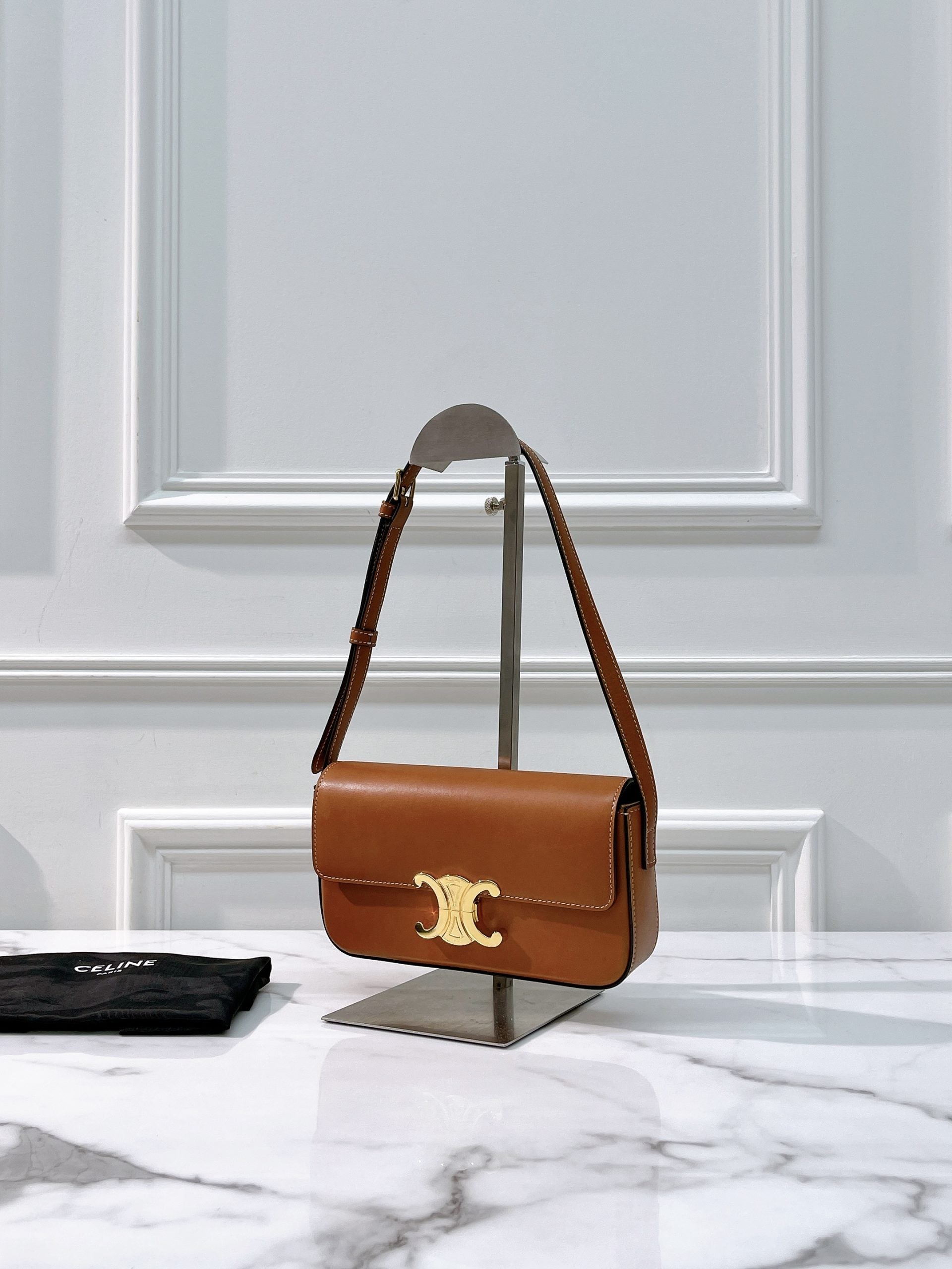 CELINE SHOULDER BAG CLAUDE