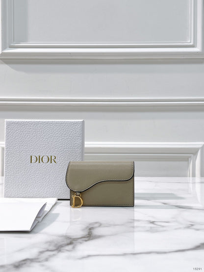 DIOR SADDLE CARD HOLDER