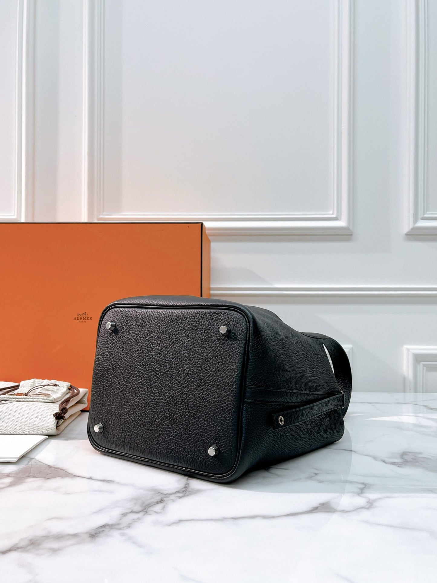 HERMES PICOTIN 22 NOIR/SILVER