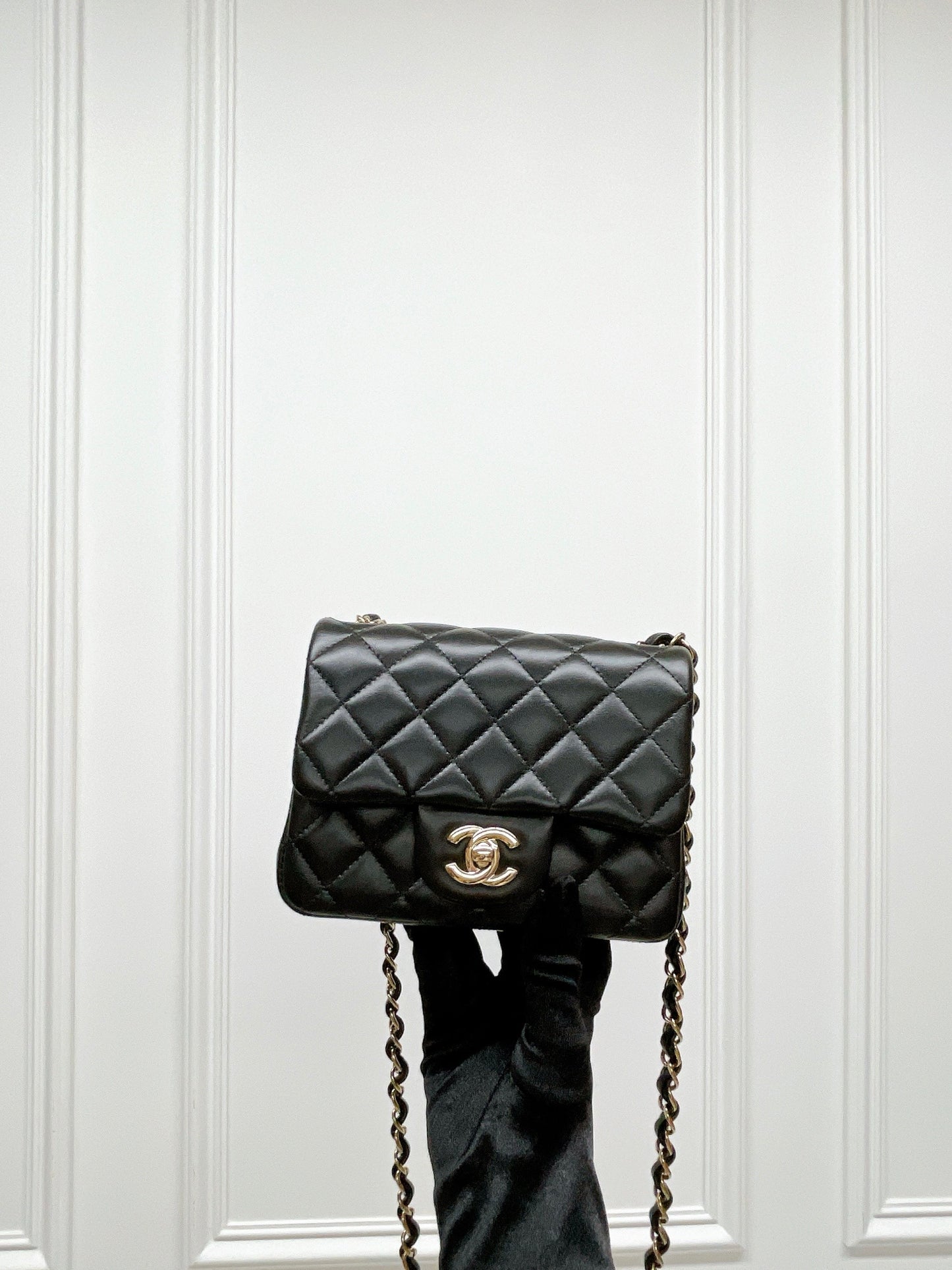 CHANEL MINI SQUARE
