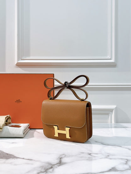 HERMES CONSTANCE MINI GOLD/GOLD