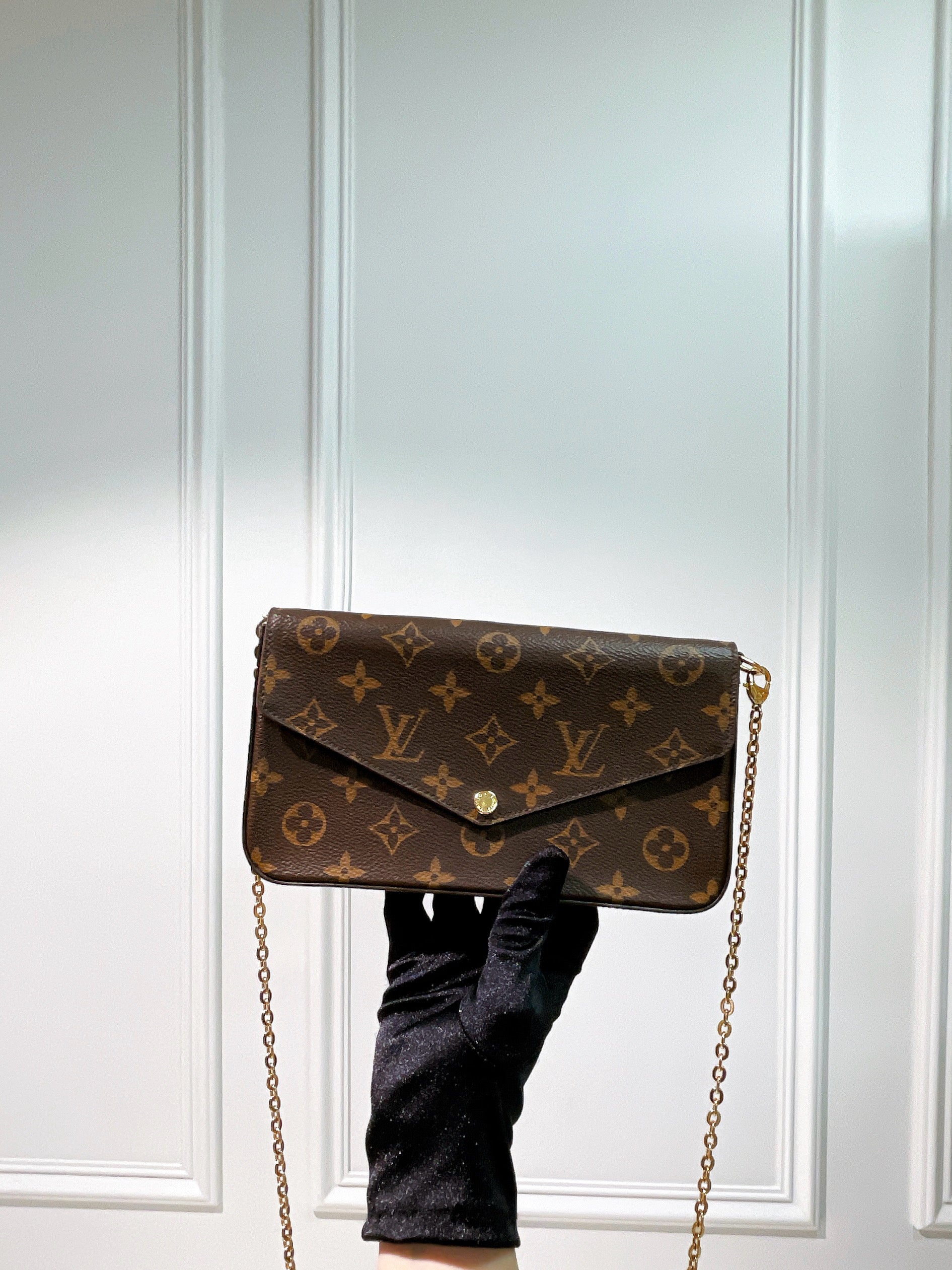 LV FELICIE POCHETTE