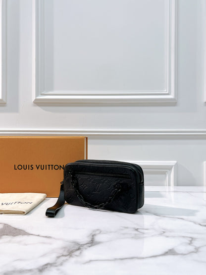 LV VOLGA POUCH
