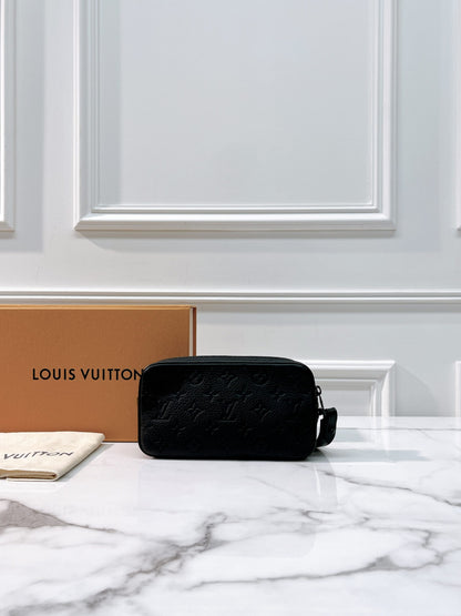 LV VOLGA POUCH