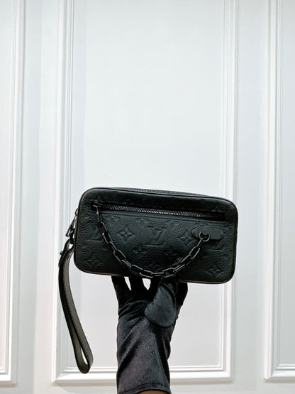 LV VOLGA POUCH