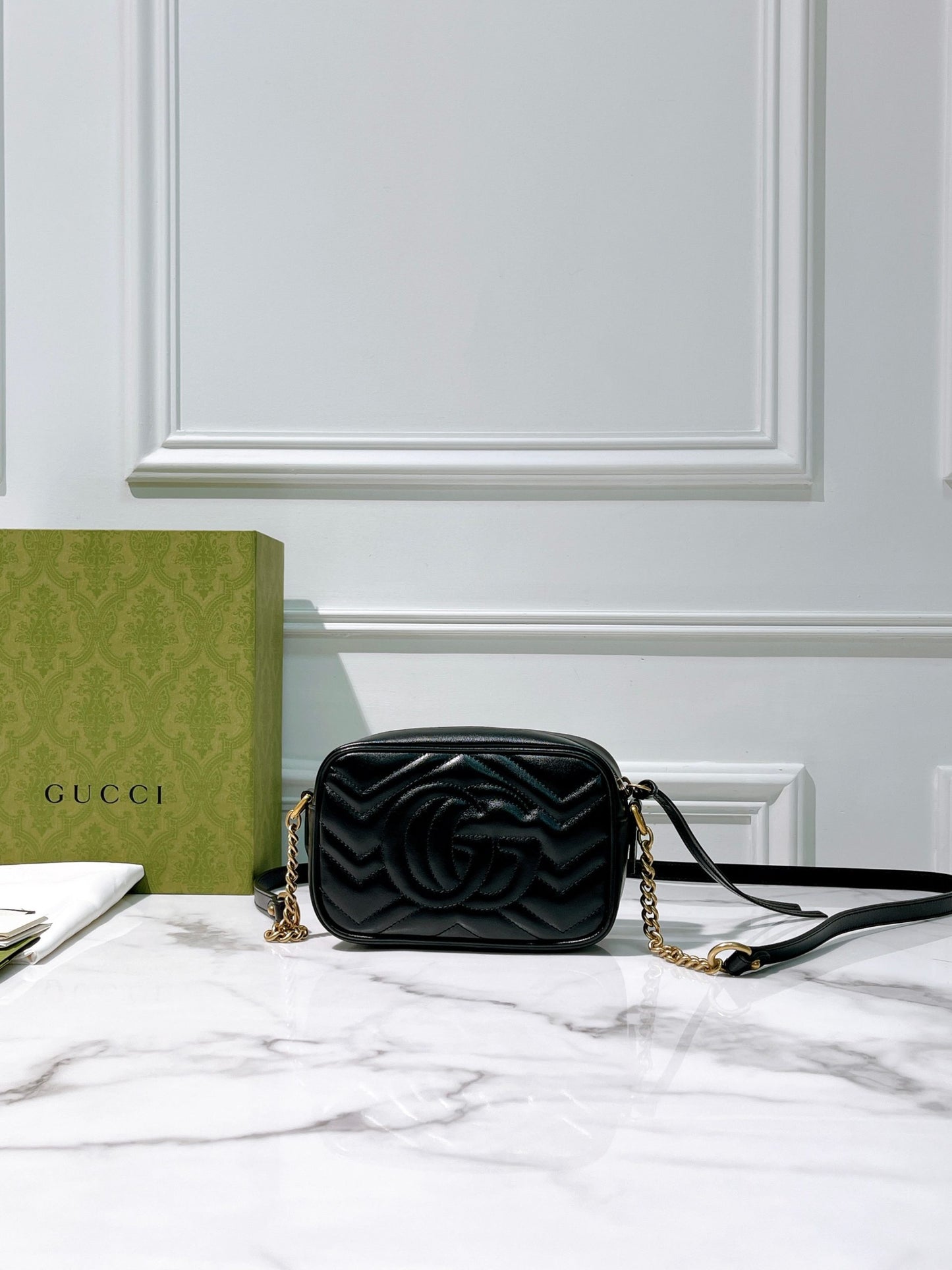 GUCCI MARMONT CAMERA BAG