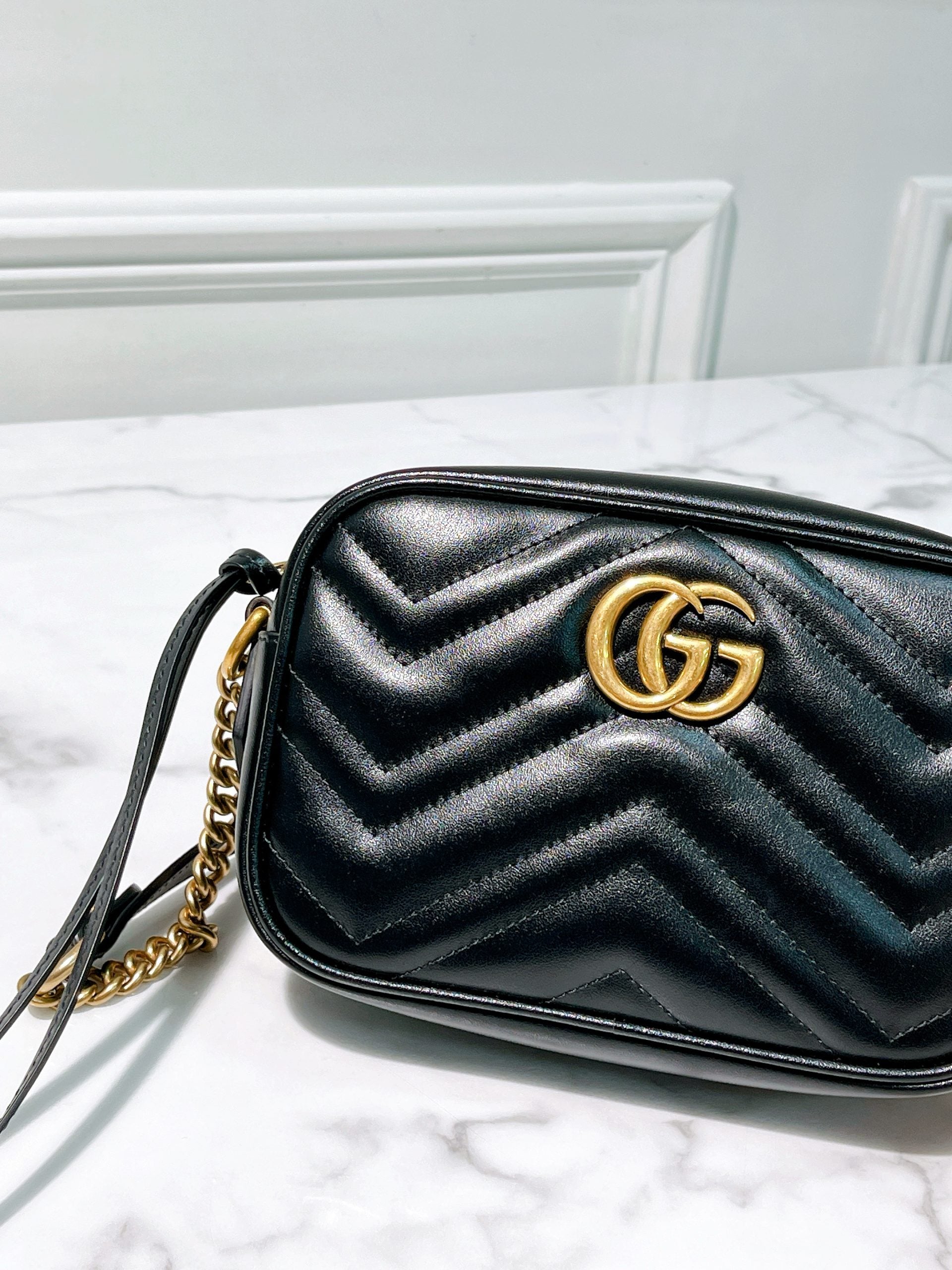 GUCCI MARMONT CAMERA BAG