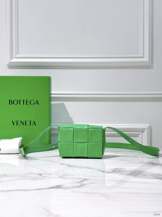 BOTTEGA VENETA MINI CASSETTE
