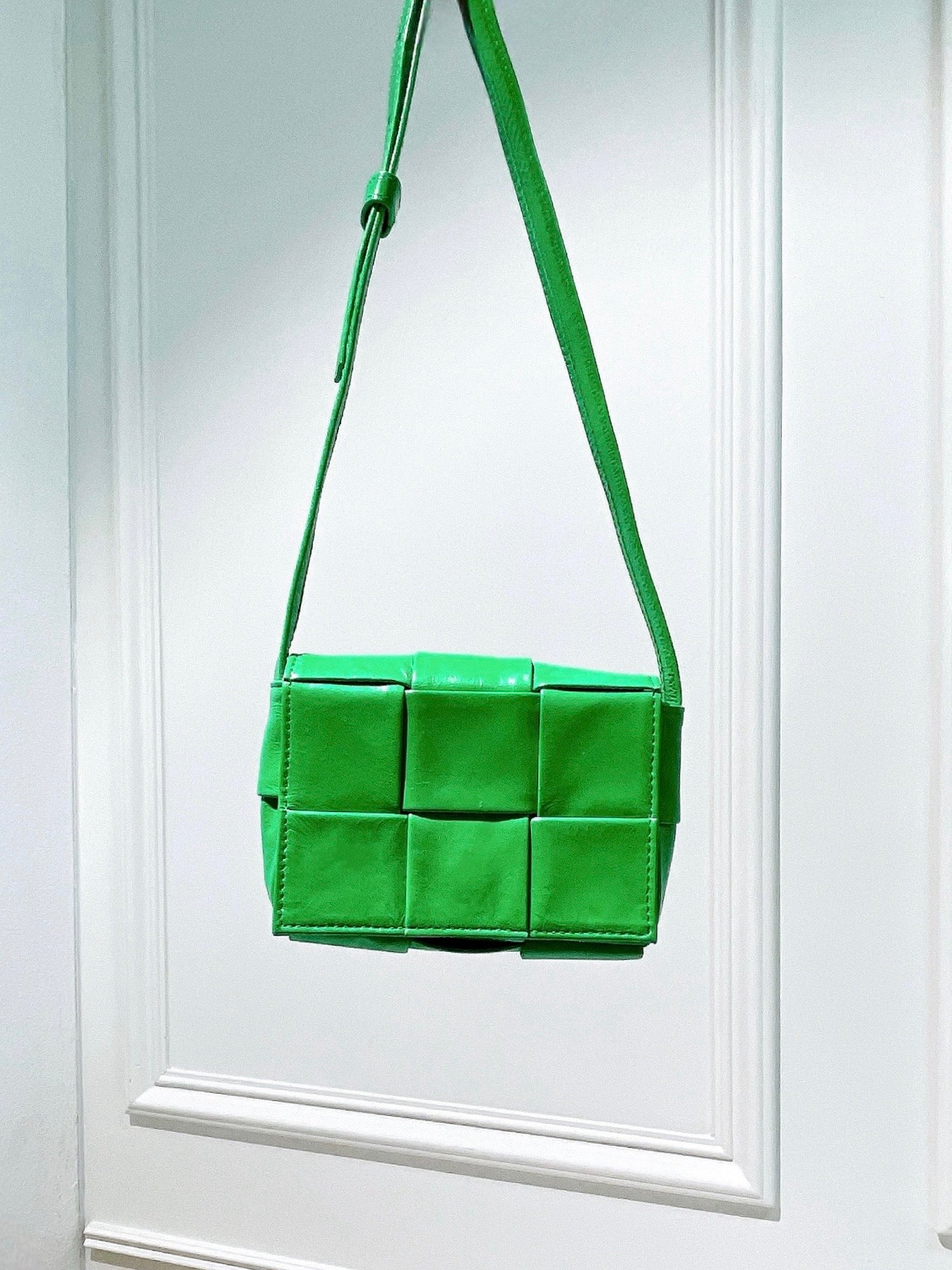 BOTTEGA VENETA MINI CASSETTE