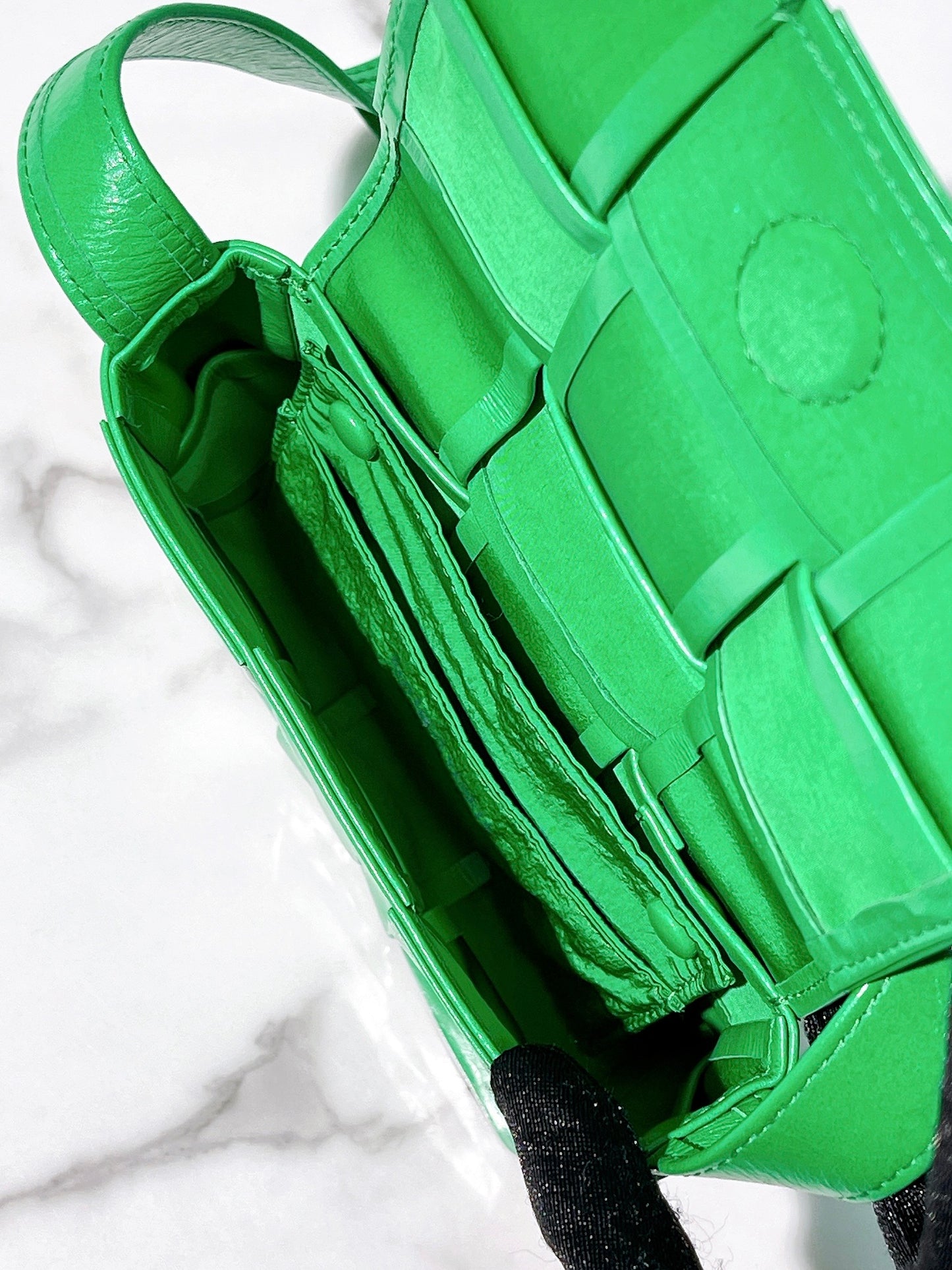 BOTTEGA VENETA MINI CASSETTE