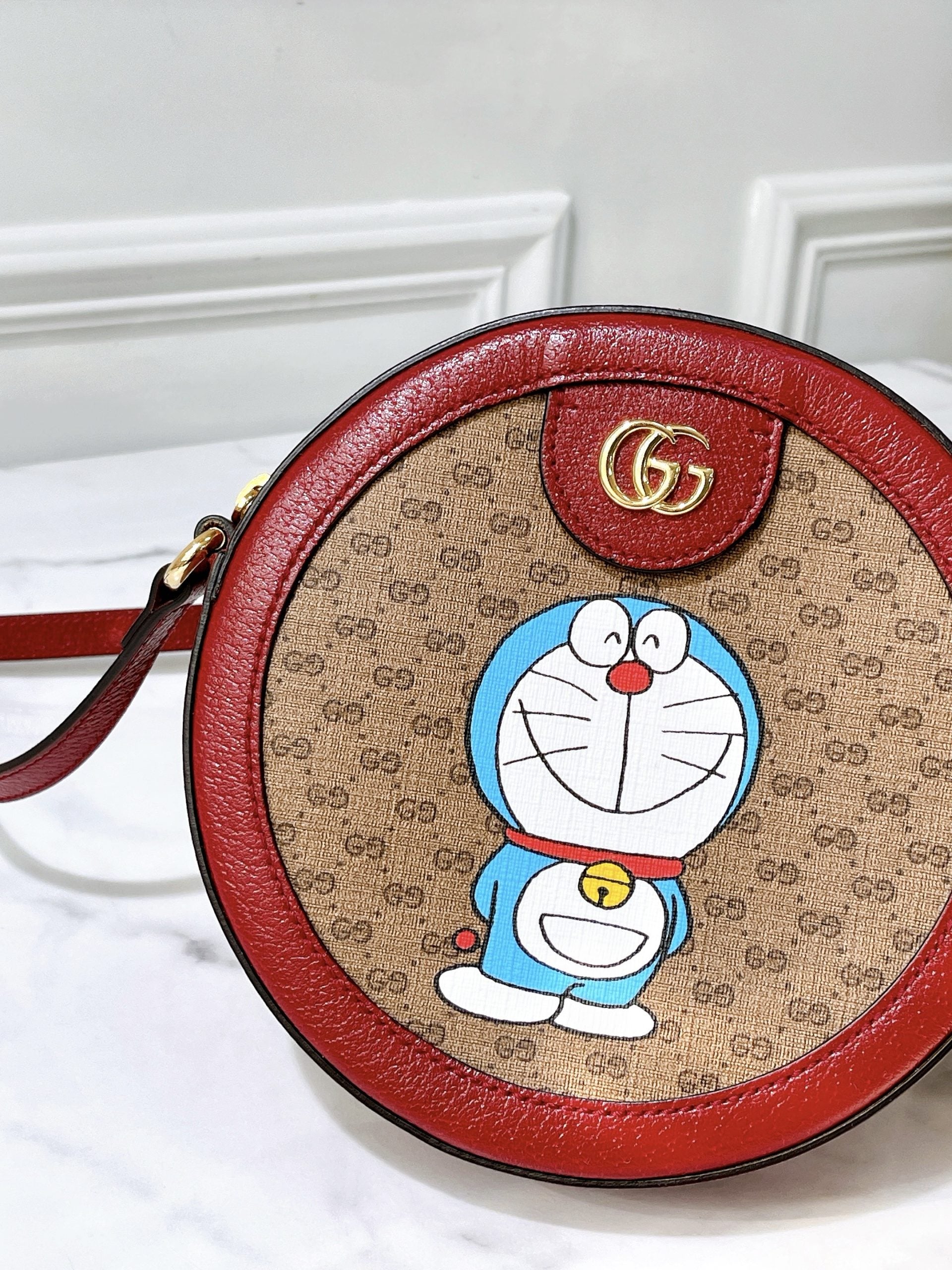 GUCCI ROUND BAG