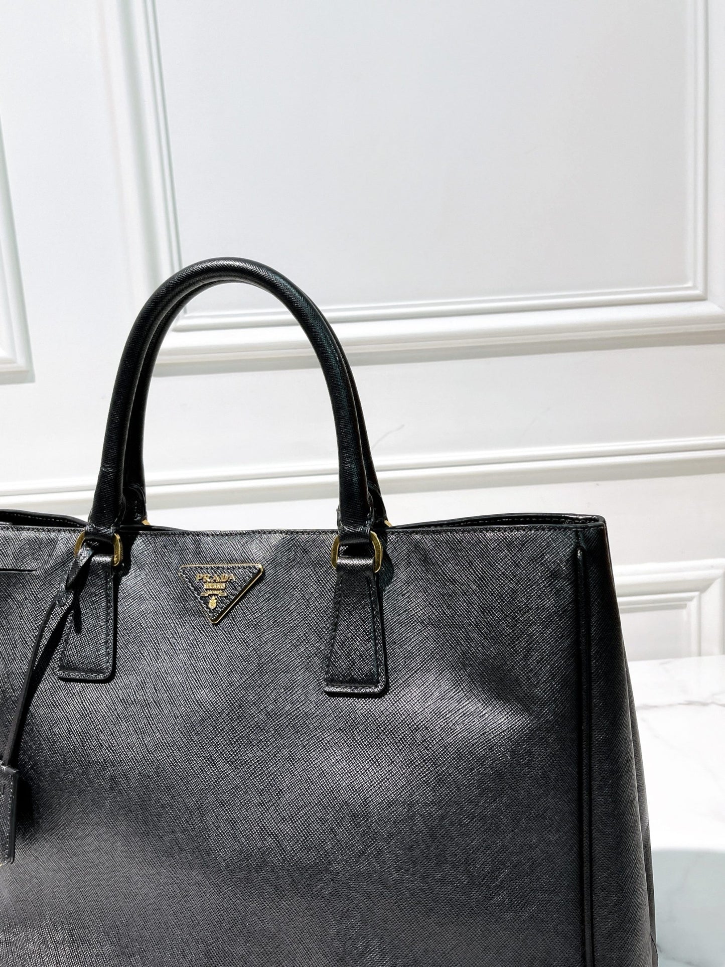 PRADA TOTE