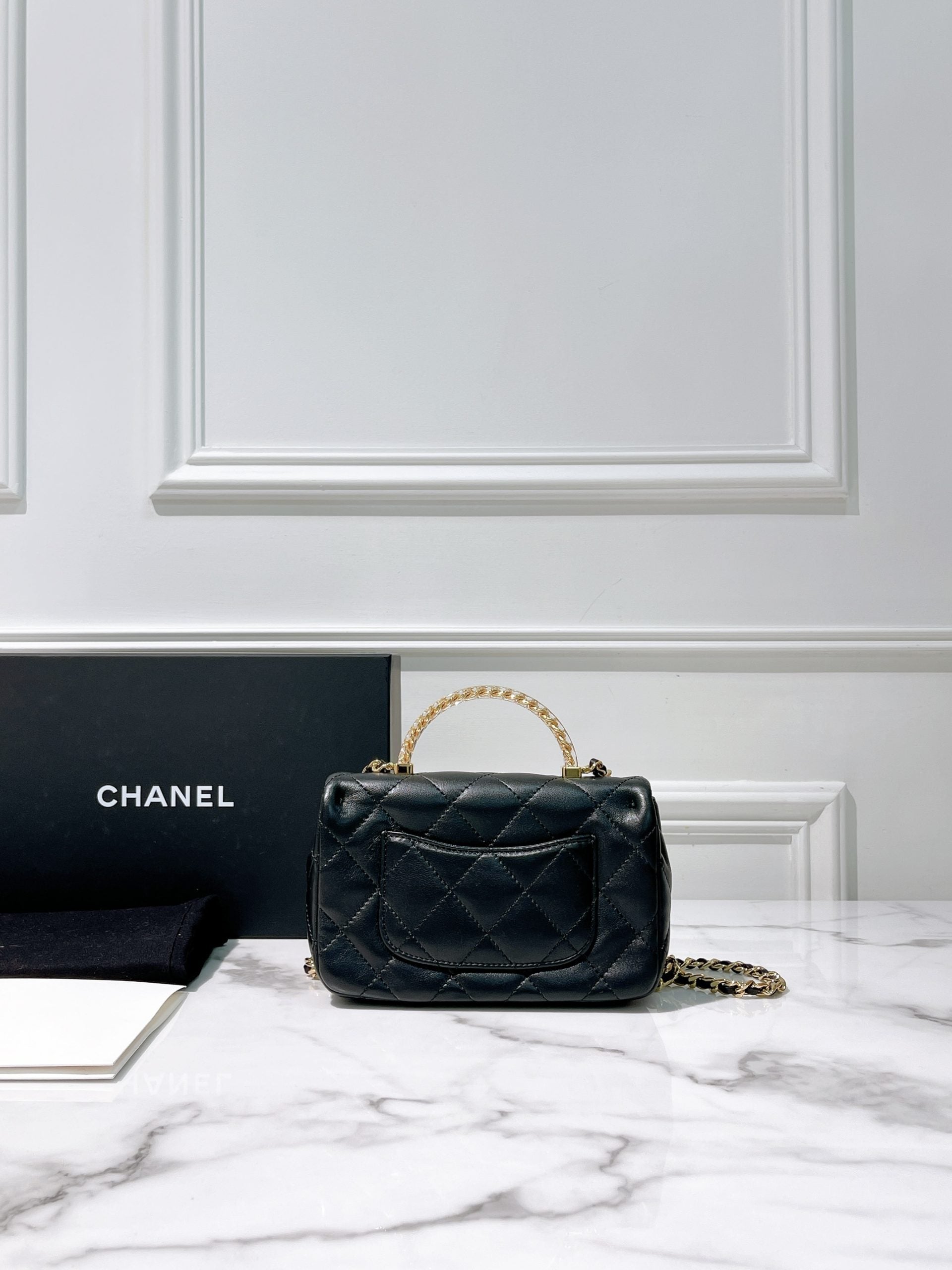 CHANEL 24S MINI CF
