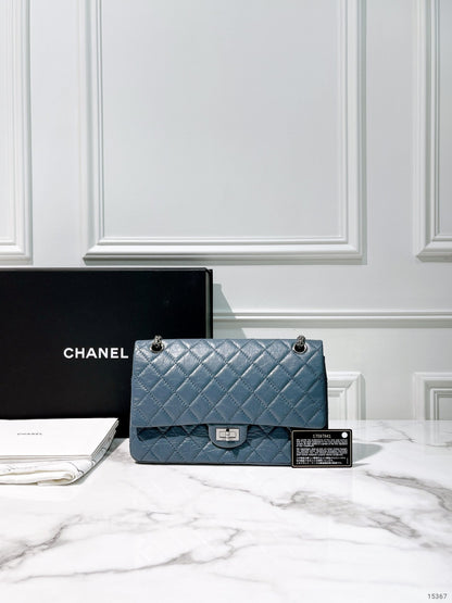 CHANEL 2.55