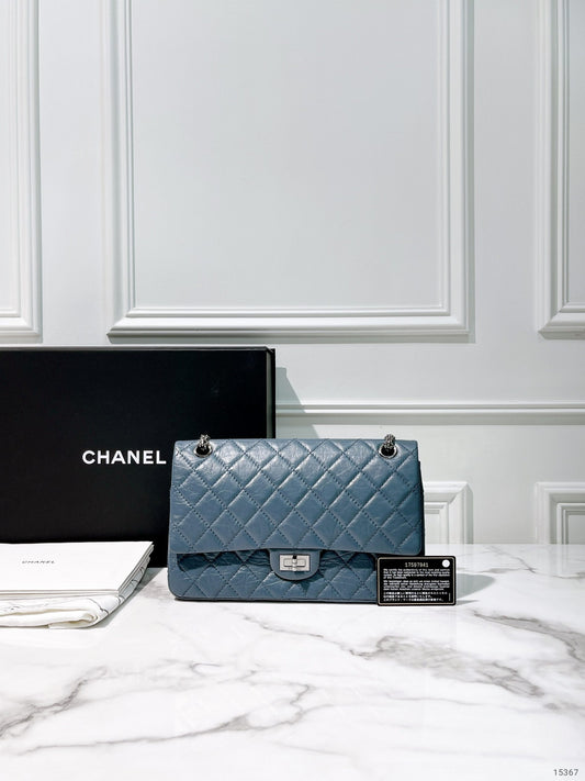 CHANEL 2.55