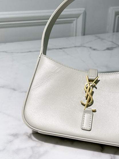 YSL LE 5 A 7 HOBO