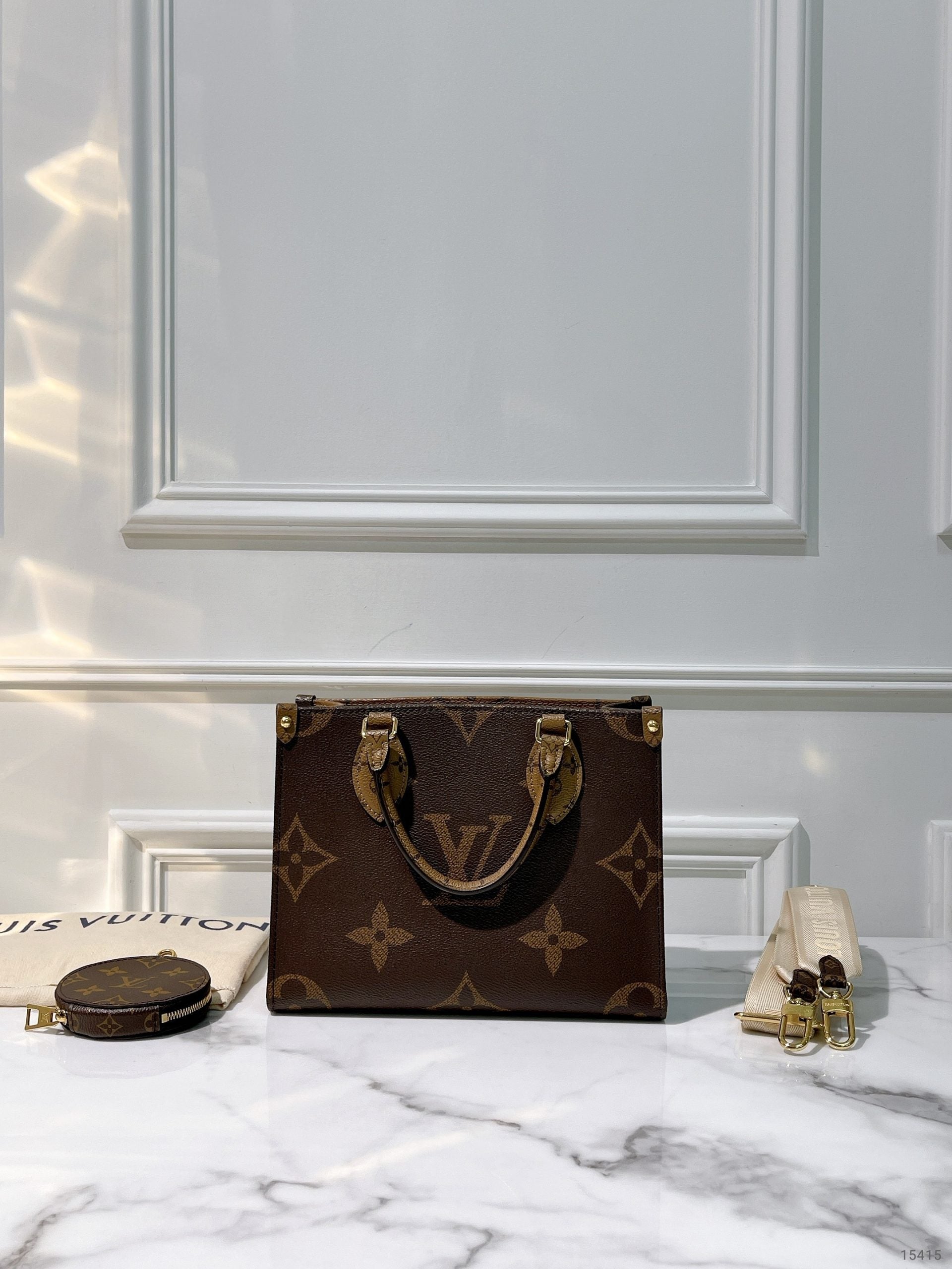 LV ONTHEGO PM