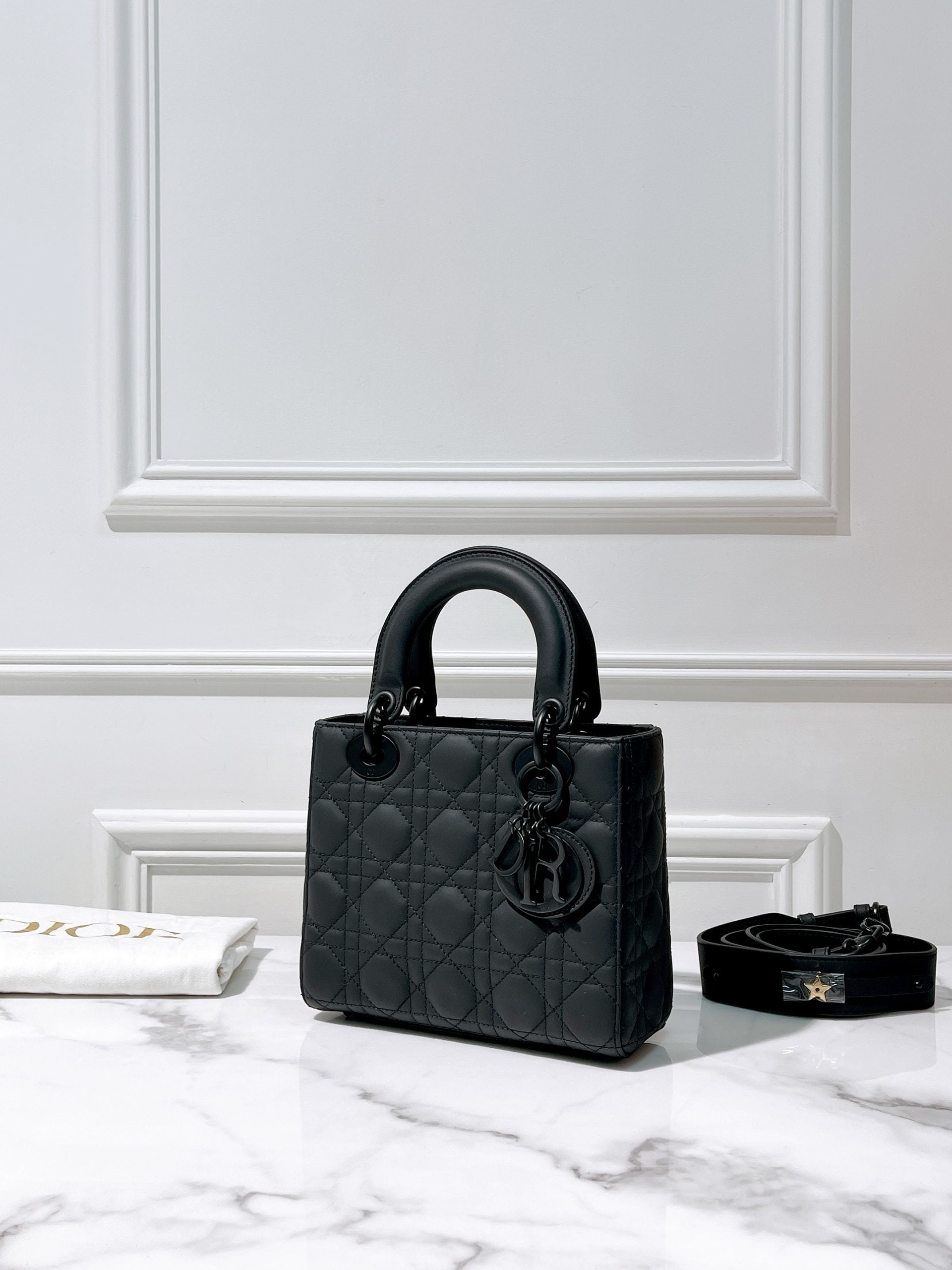 DIOR LADY SMALL SO BLACK