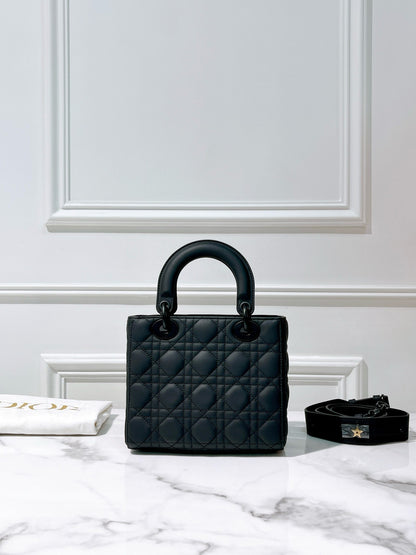 DIOR LADY SMALL SO BLACK