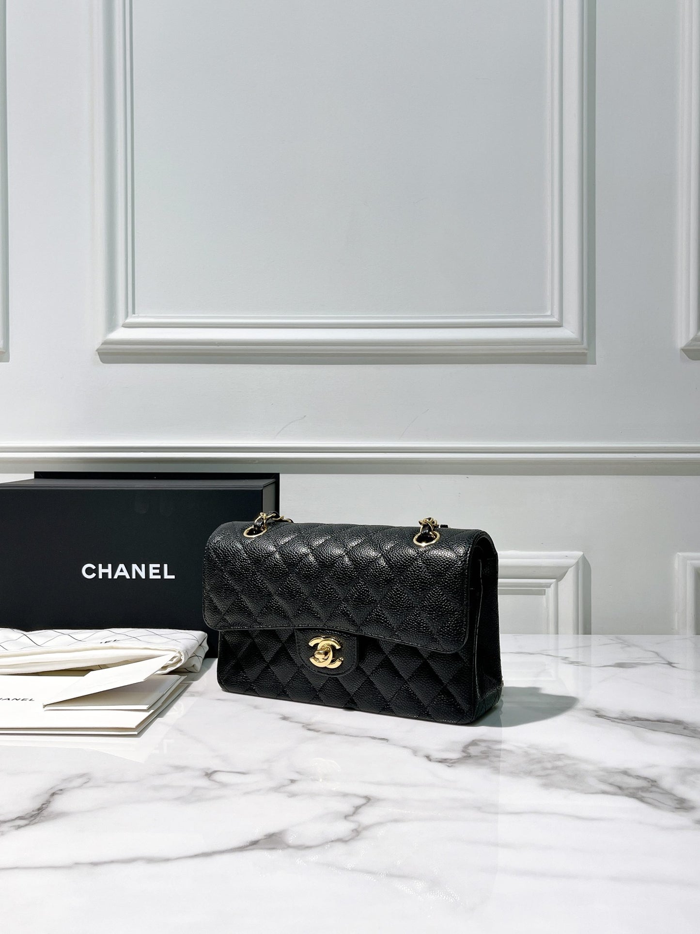 CHANEL CLASSIC FLAP SMALL