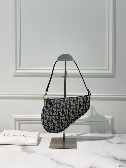 DIOR VINTAGE SADDLE BAG