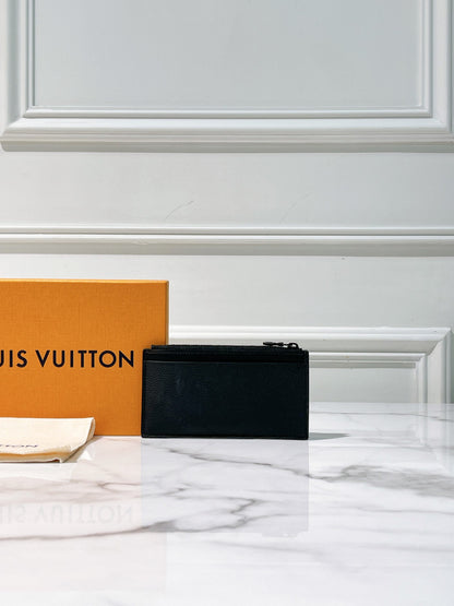 LV CARD HOLDER