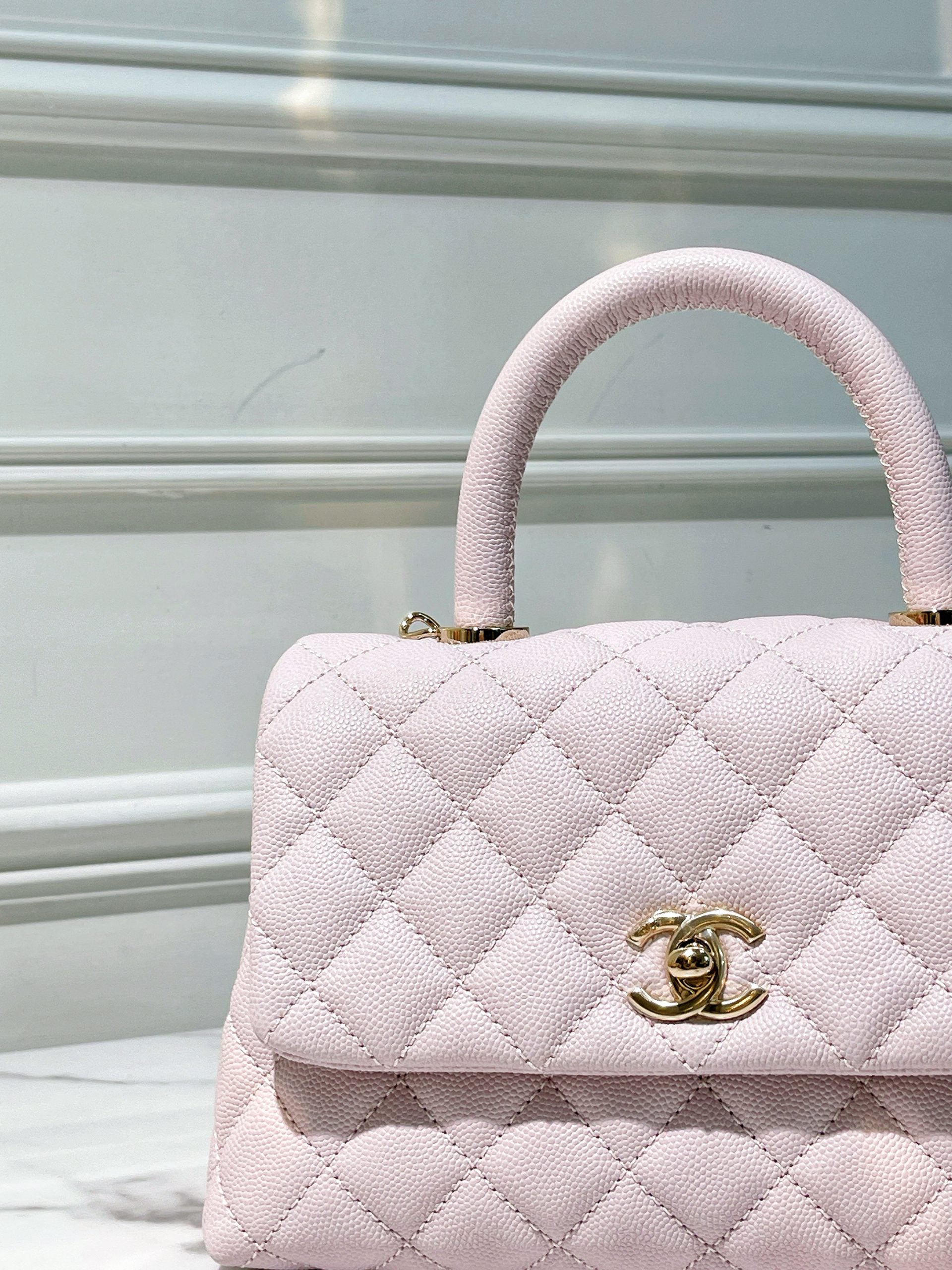 CHANEL COCO HANDLE SMALL