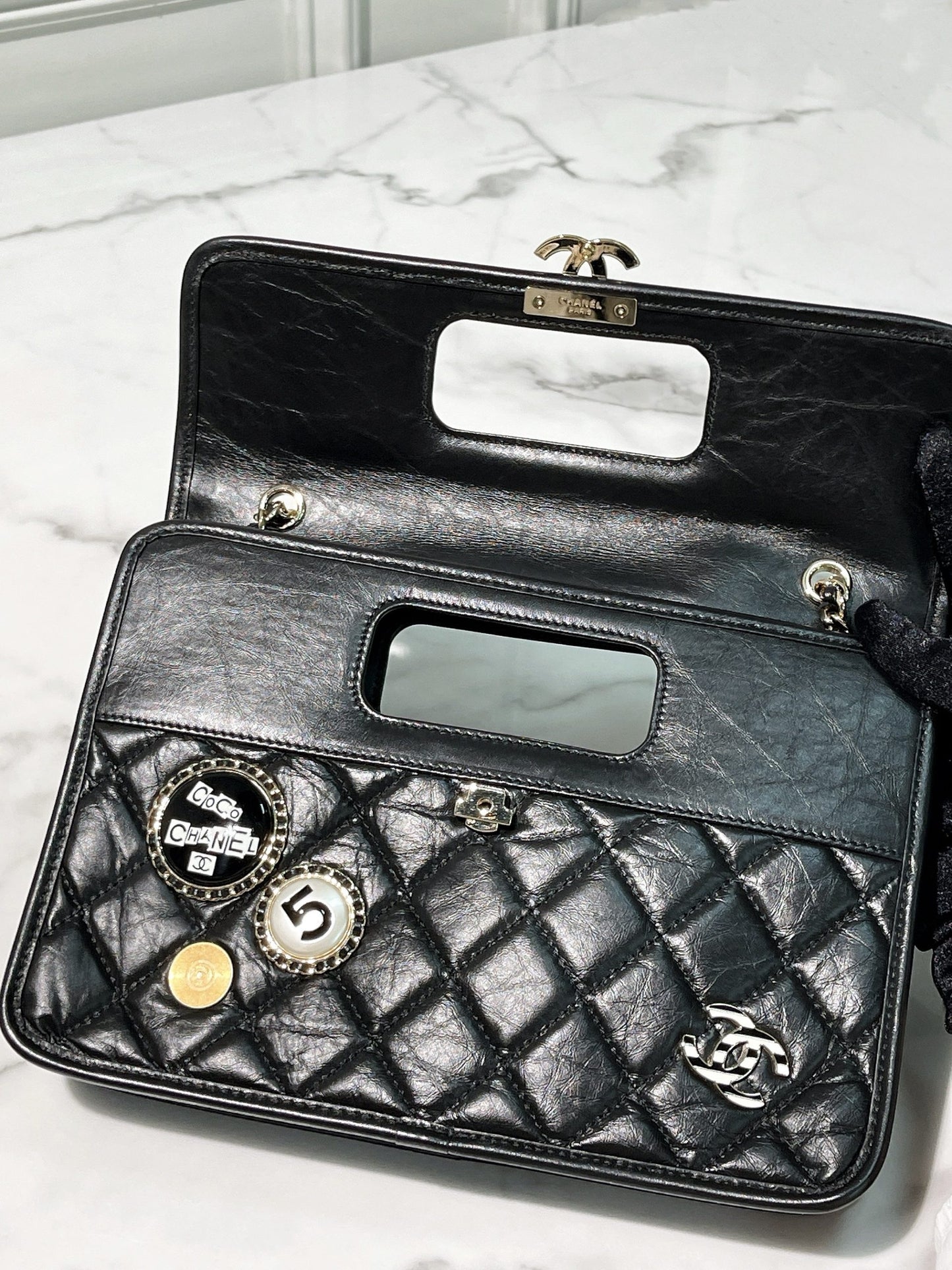 CHANEL CLUTCH WITH CHAIN