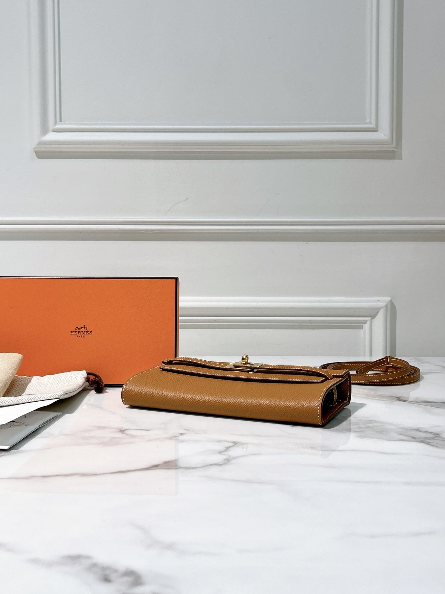 HERMES KELLY TO GO GOLD/GOLD