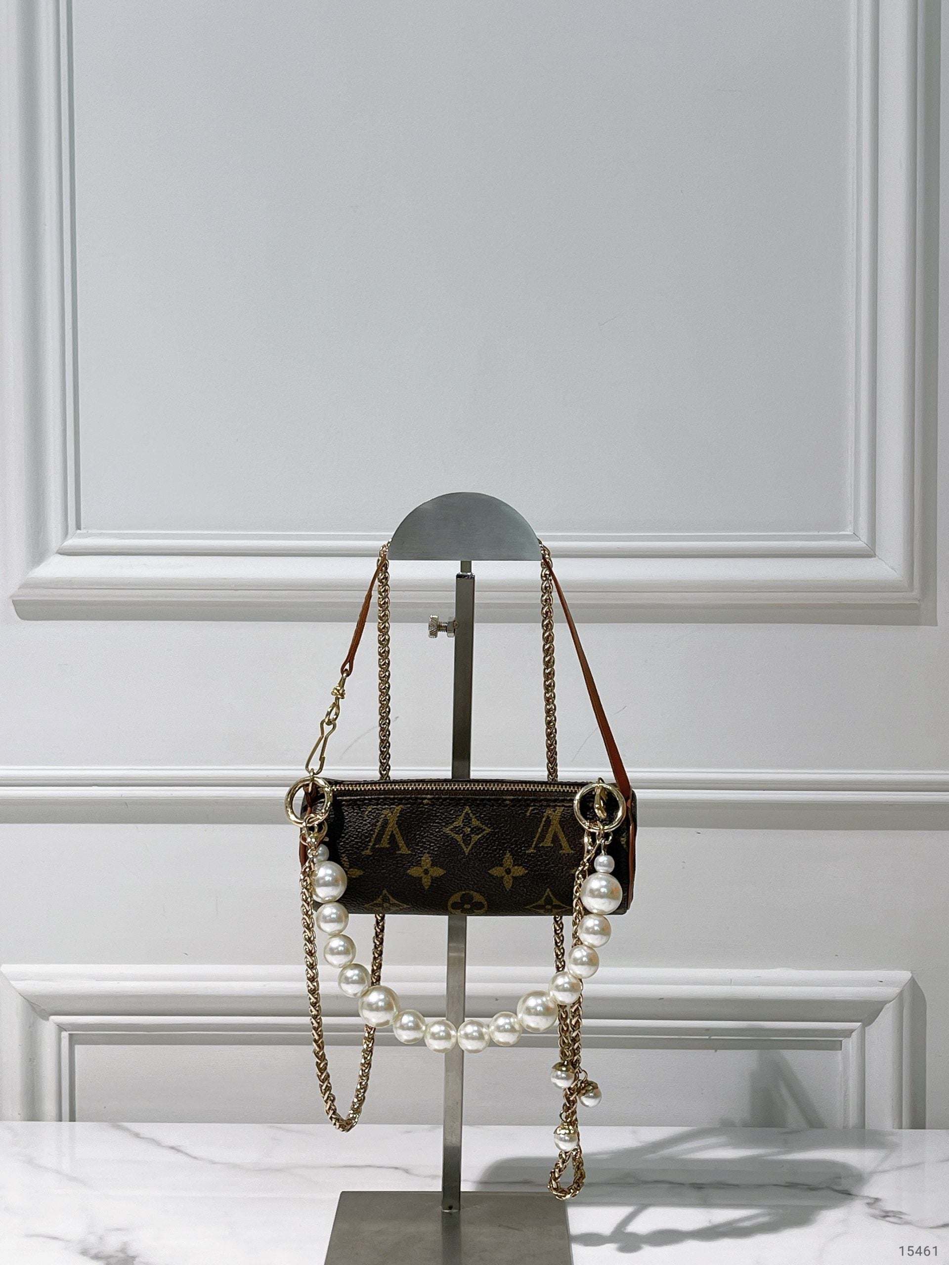 LV VINTAGE MINI PAPILLON