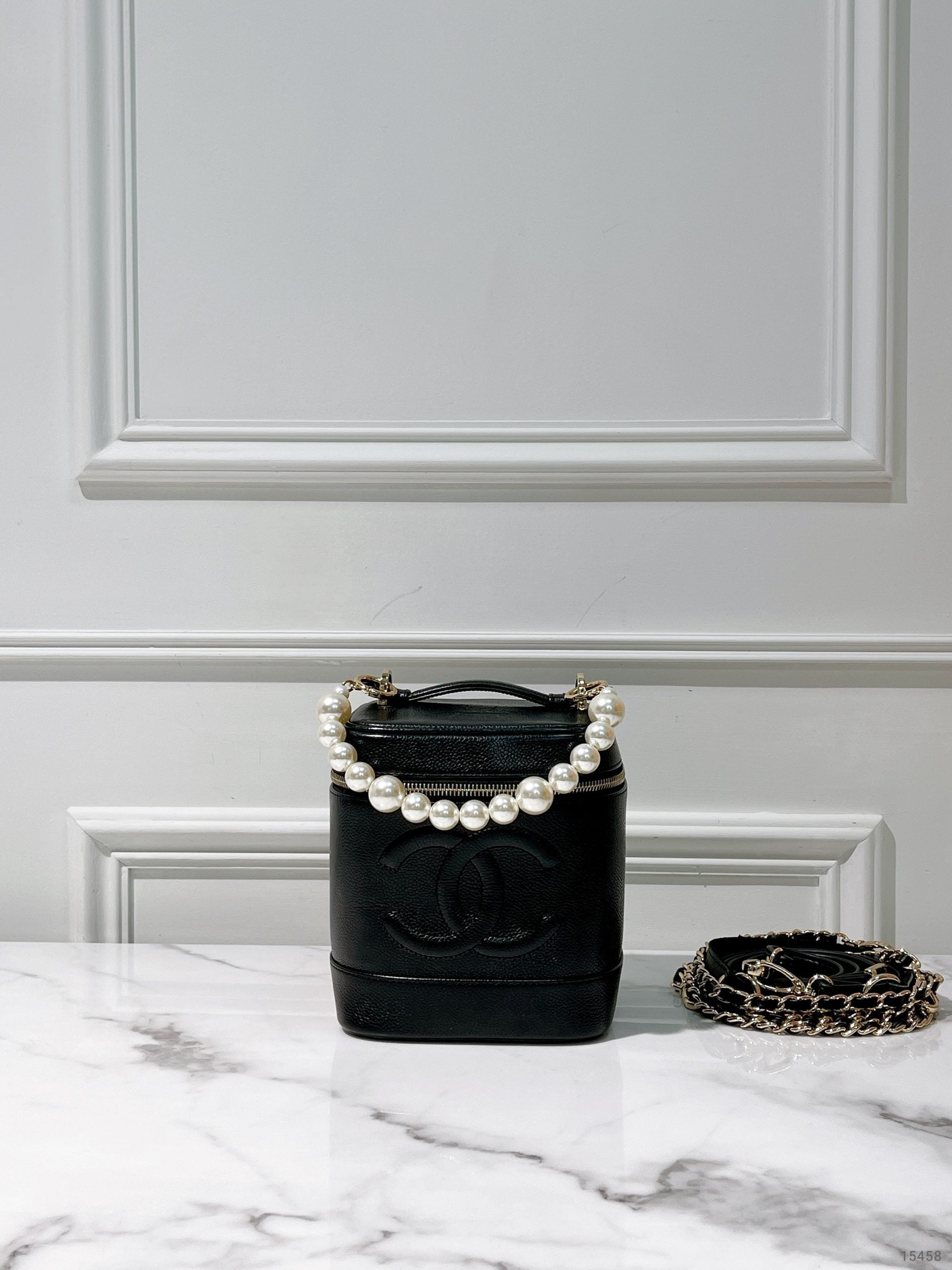 CHANEL VINTAGE VANITY CASE