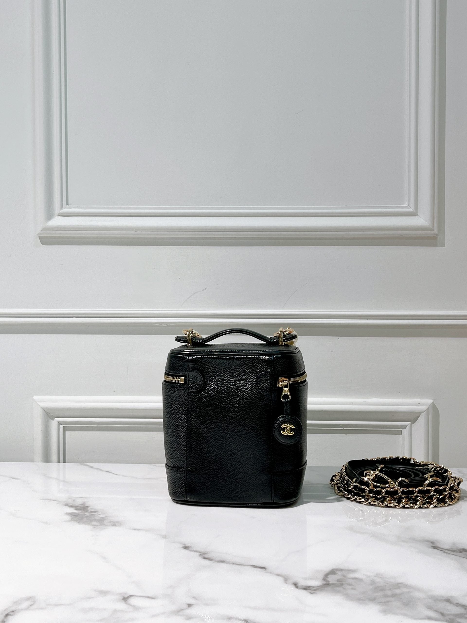 CHANEL VINTAGE VANITY CASE