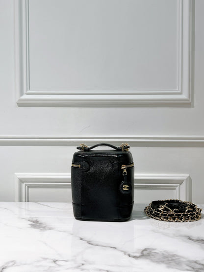 CHANEL VINTAGE VANITY CASE