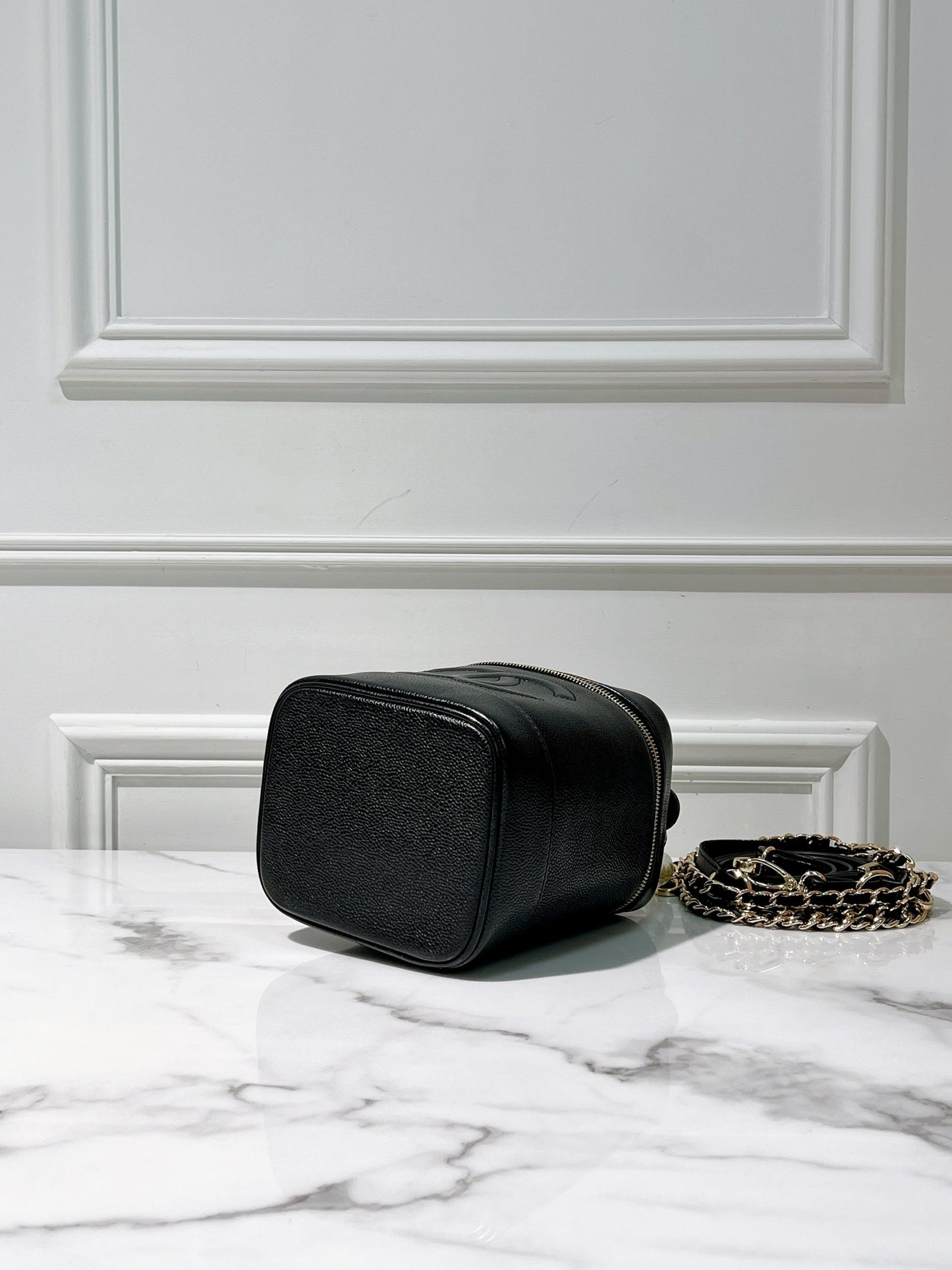 CHANEL VINTAGE VANITY CASE