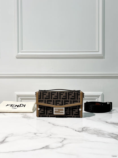 FENDI MINI BAGUETTE