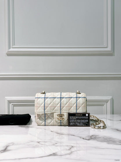 CHANEL 20C MINI FLAP