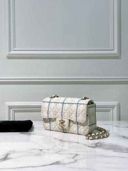 CHANEL 20C MINI FLAP